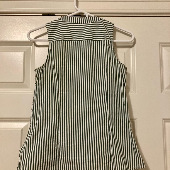 Bar III Tie Knot Button Down Tank - Picture 4 of 5